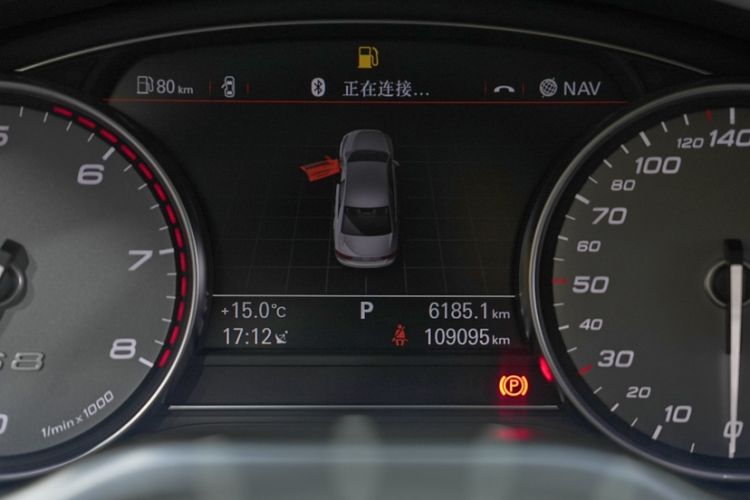 Used Audi S8 2013 S8 4.0TFSI quattro Odometer Close Up