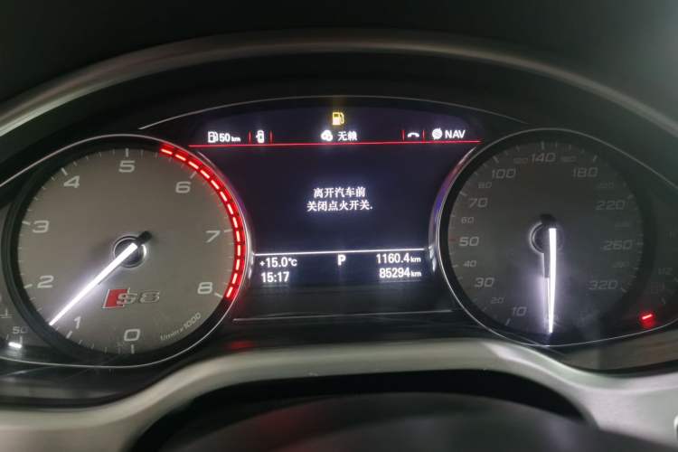 Used Audi S8 2013 S8 4.0TFSI quattro Odometer Close Up