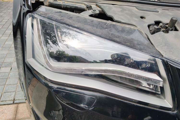 Used Audi S8 2013 S8 4.0TFSI quattro Right Front Headlight