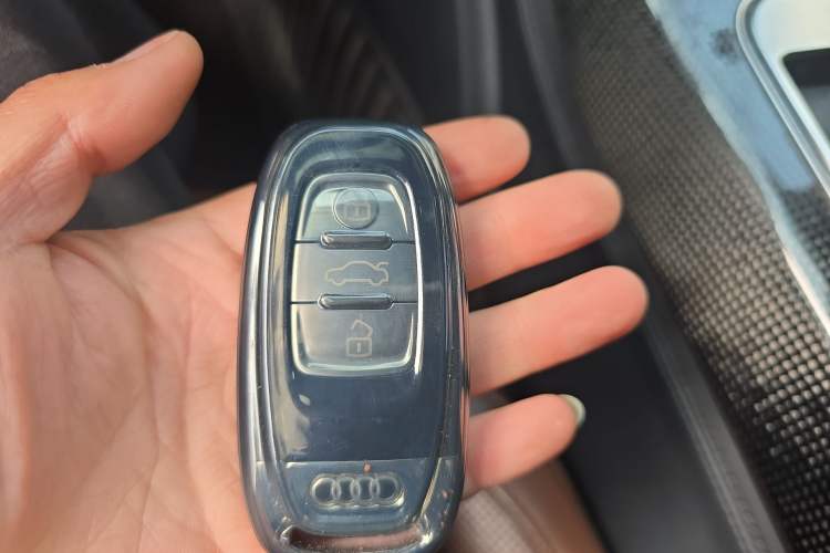 Used Audi S8 2013 S8 4.0TFSI quattro Vehicle Key