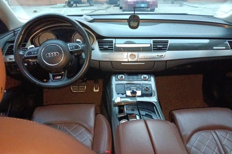 Used Audi S8 2014 S8 4.0TFSI quattro Center Console