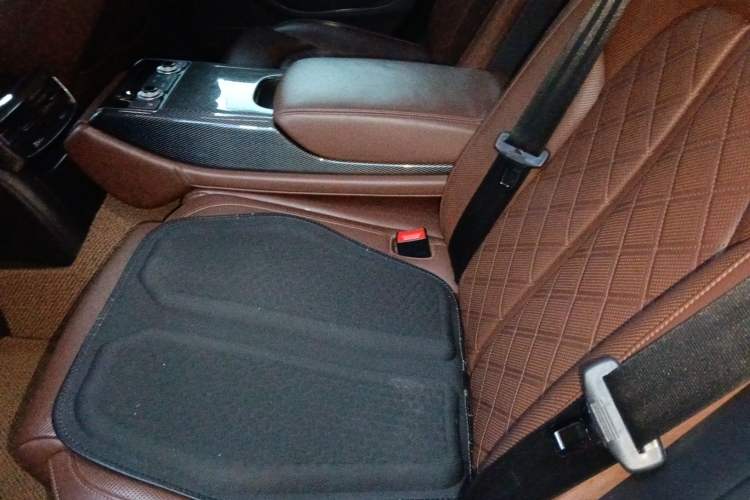 Used Audi S8 2014 S8 4.0TFSI quattro Left Rear Seat