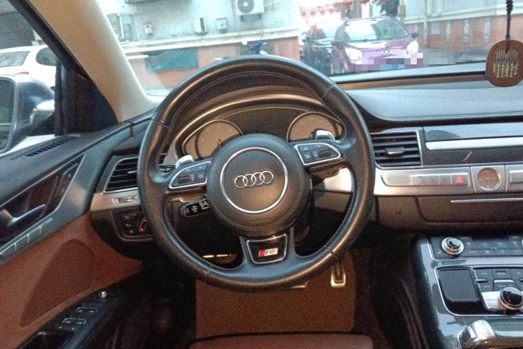 Used Audi S8 2014 S8 4.0TFSI quattro Steering Wheel