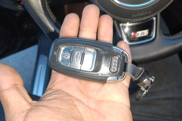 Used Audi S8 2014 S8 4.0TFSI quattro Vehicle Key