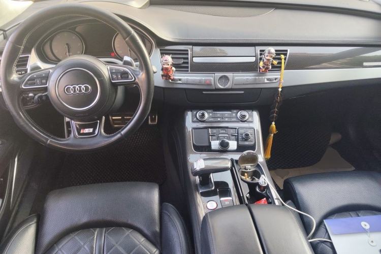 Used Audi S8 2014 S8 4.0TFSI quattro Center Console