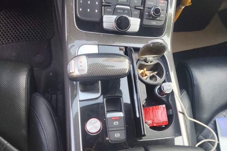 Used Audi S8 2014 S8 4.0TFSI quattro Gear Lever
