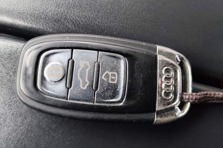 Used Audi S8 2014 S8 4.0TFSI quattro Vehicle Key
