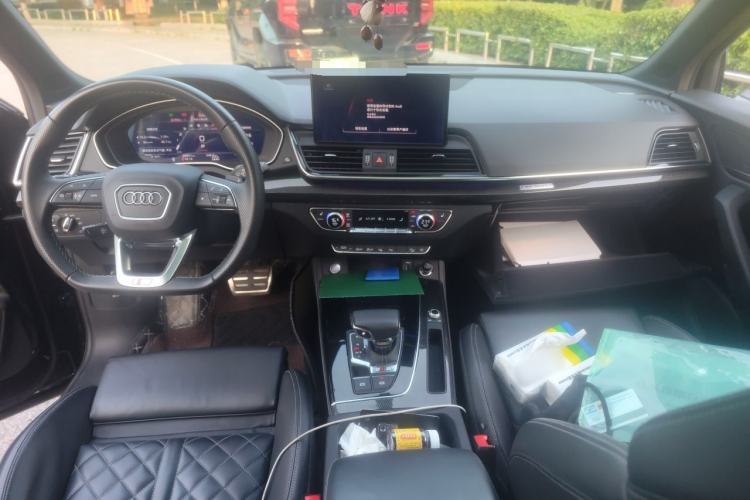 Used Audi SQ5 2021 3.0 TFSI quattro Center Console