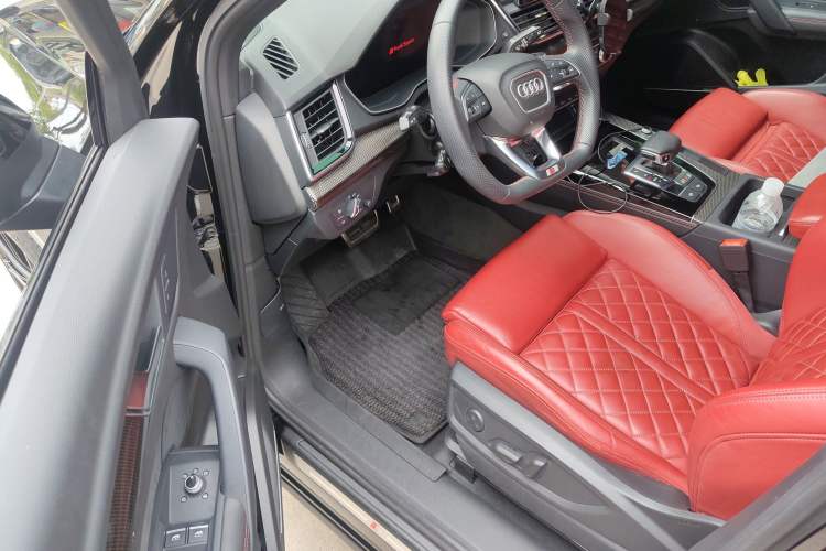 Used Audi SQ5 2021 3.0 TFSI quattro Driver Seat