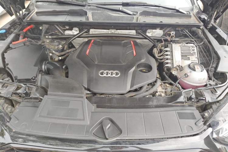 Used Audi SQ5 2021 3.0 TFSI quattro Engine Bay