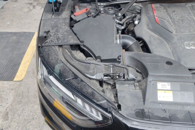 Used Audi SQ5 2021 3.0 TFSI quattro Engine Bay Right