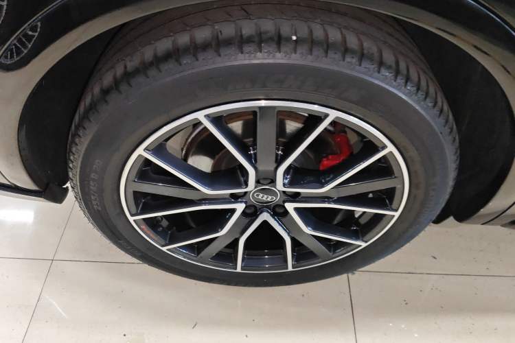 Used Audi SQ5 2021 3.0 TFSI quattro Exterior 2