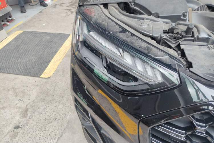 Used Audi SQ5 2021 3.0 TFSI quattro Right Front Headlight