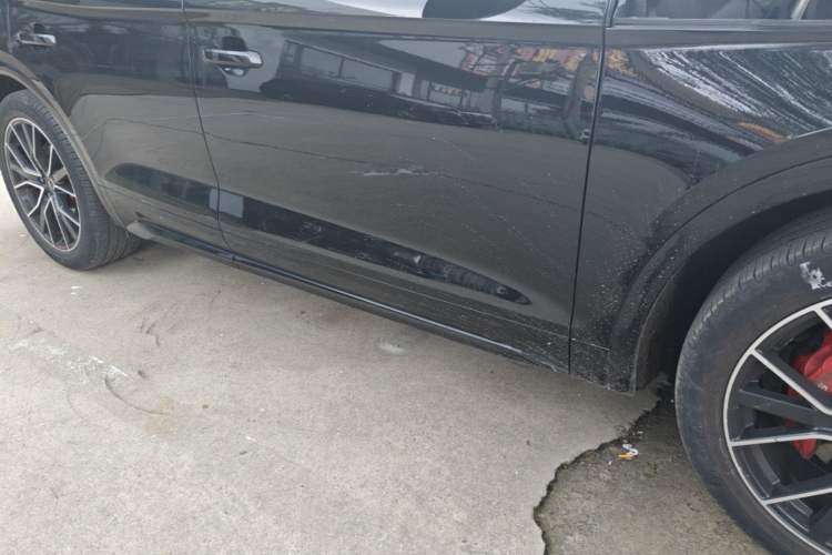 Used Audi SQ5 2021 3.0 TFSI quattro Right Side Sill