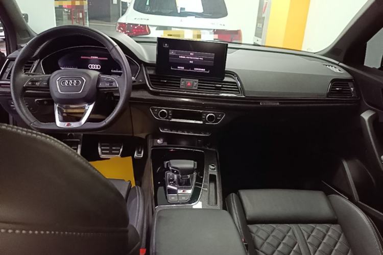 Used Audi SQ5 2021 3.0 TFSI quattro Center Console