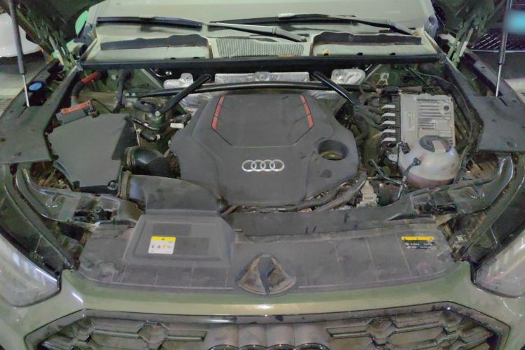 Used Audi SQ5 2021 3.0 TFSI quattro Engine Bay