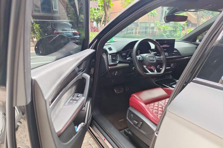 Used Audi SQ5 2021 3.0 TFSI quattro Driver Seat
