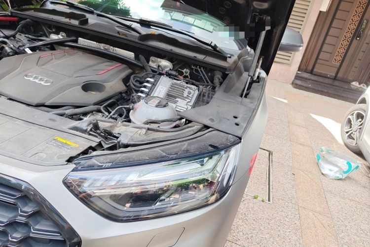 Used Audi SQ5 2021 3.0 TFSI quattro Engine Bay Left