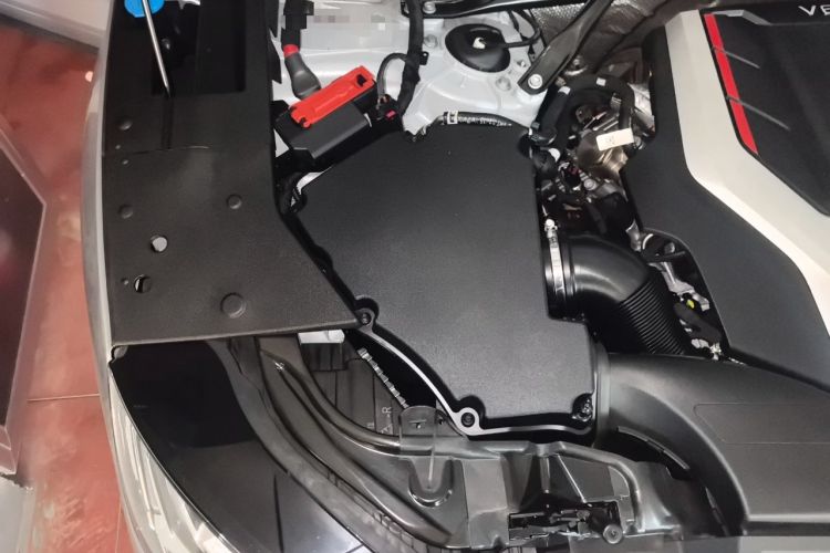 Used Audi SQ5 2021 3.0 TFSI quattro Engine Bay Right