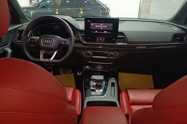 Used Audi SQ5 2023 3.0 TFSI quattro Center Console