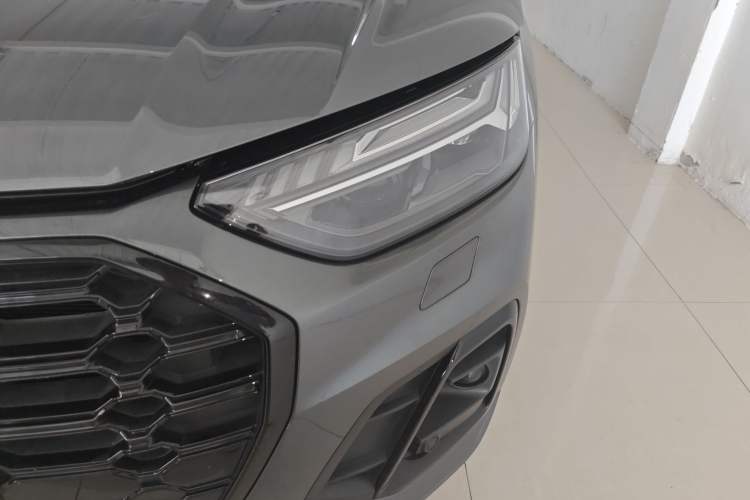 Used Audi SQ5 Sportback 2023 3.0 TFSI quattro Left Front Headlight