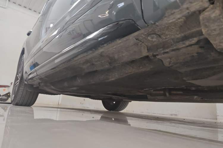 Used Audi SQ5 Sportback 2023 3.0 TFSI quattro Right Side Sill