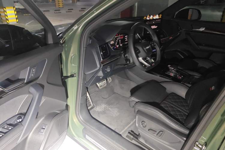 Used Audi SQ5 Sportback 2023 3.0 TFSI quattro Driver Seat