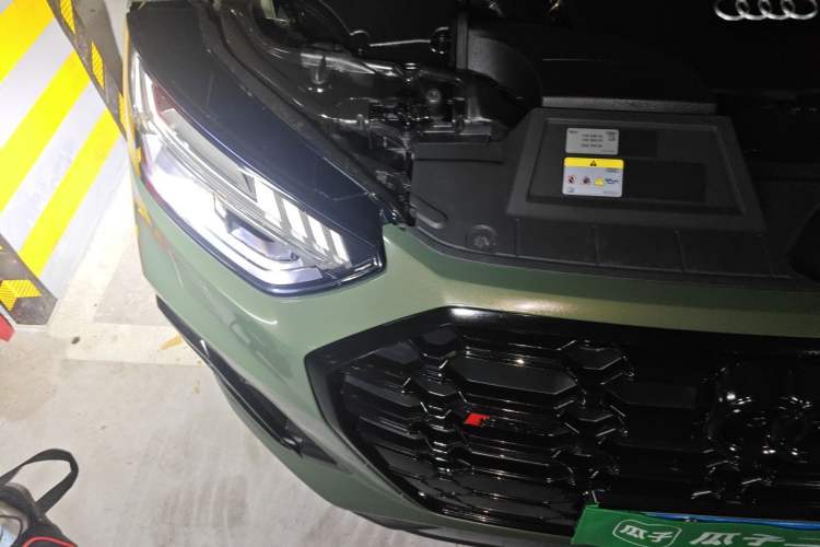 Used Audi SQ5 Sportback 2023 3.0 TFSI quattro Engine Bay Right