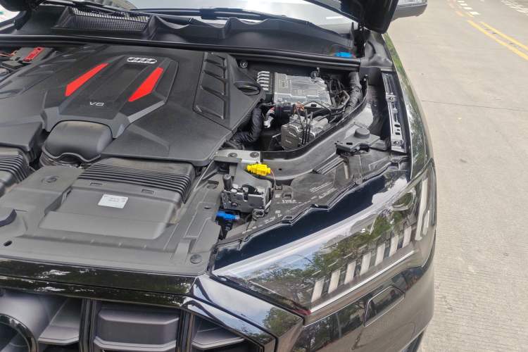 Used Audi SQ7 2024 4.0 TFSI Night Knight Edition Engine Bay Left