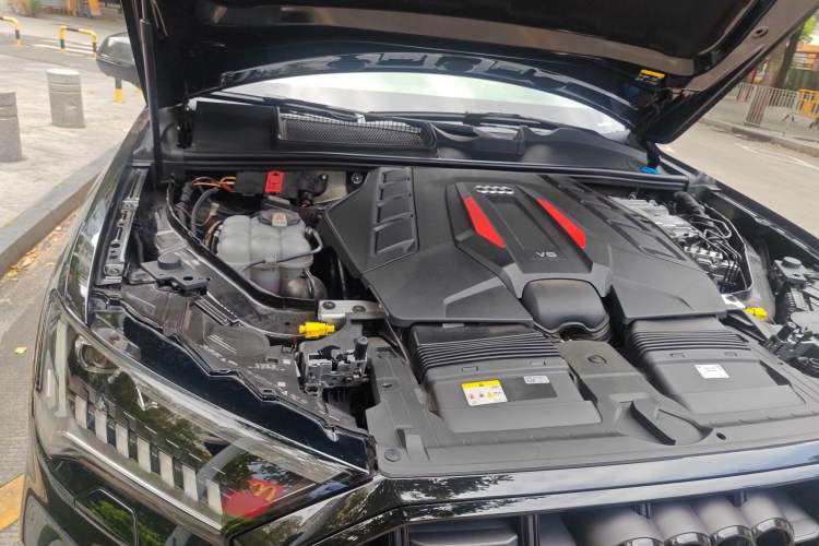 Used Audi SQ7 2024 4.0 TFSI Night Knight Edition Engine Bay Right