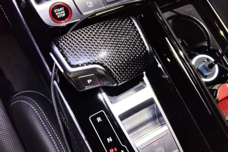 Used Audi SQ7 2024 4.0 TFSI Night Knight Edition Gear Lever