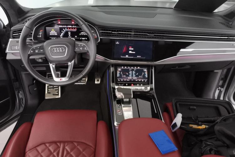 Used Audi SQ7 2024 4.0 TFSI Center Console