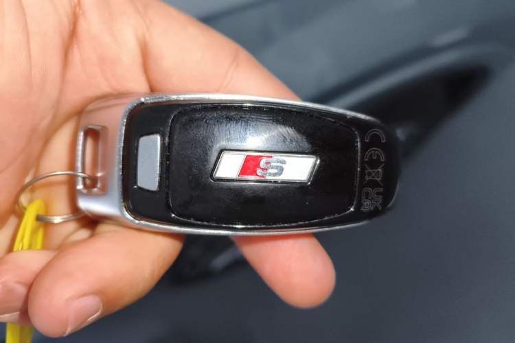 Used Audi SQ7 2024 4.0 TFSI Vehicle Key