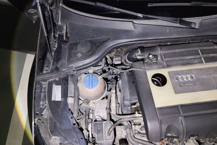 Used Audi TT 2008 TT Coupe 2.0TFSI Engine Bay Right