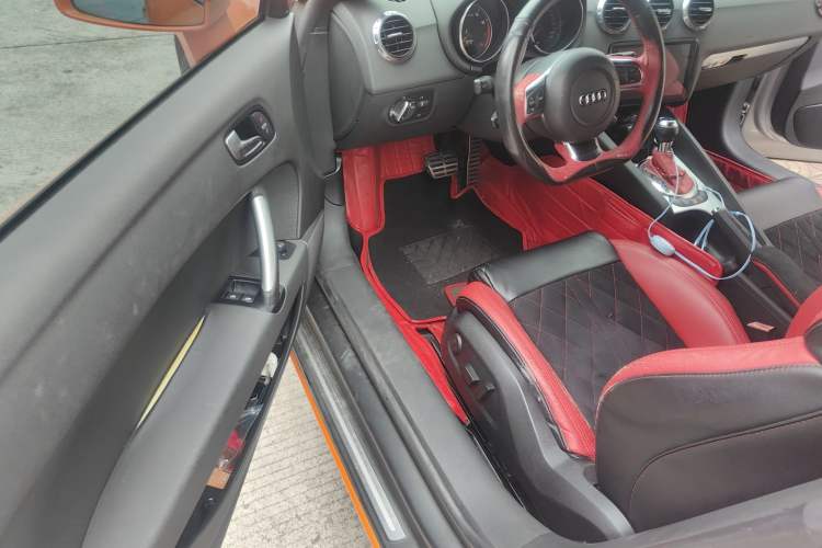 Used Audi TT 2008 TT Roadster 2.0TFSI Driver Seat