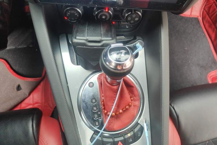 Used Audi TT 2008 TT Roadster 2.0TFSI Gear Lever