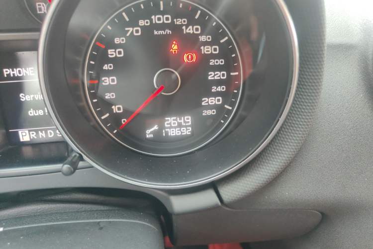 Used Audi TT 2008 TT Roadster 2.0TFSI Odometer Close Up