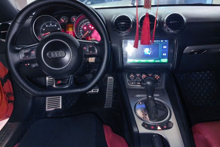 Used Audi TT 2008 TT Coupe 2.0TFSI Center Console