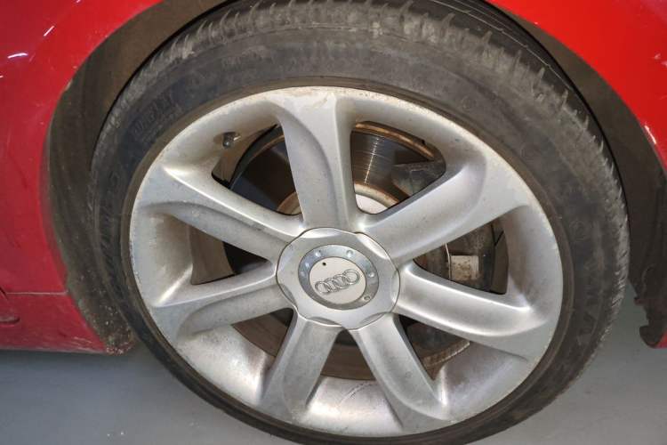 Used Audi TT 2008 TT 3.2 Quattro Right Front Wheel Hub