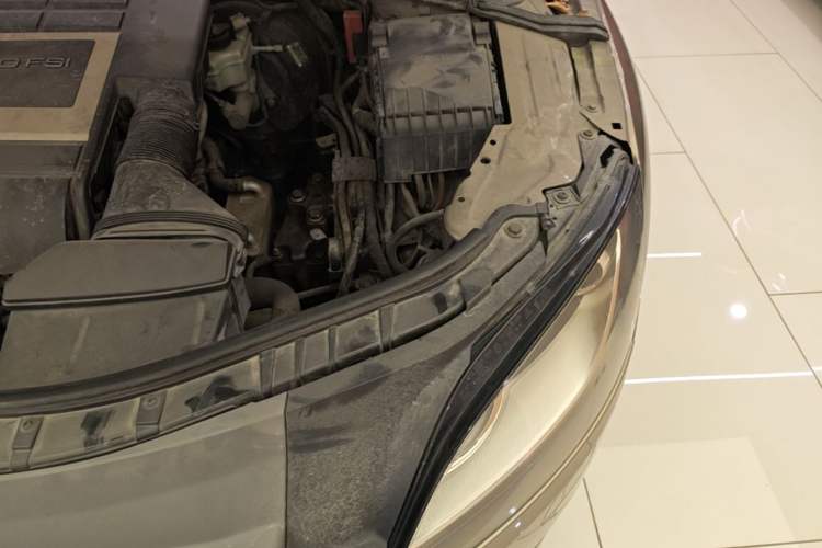 Used Audi TT 2008 TT Coupe 2.0TFSI Engine Bay Left