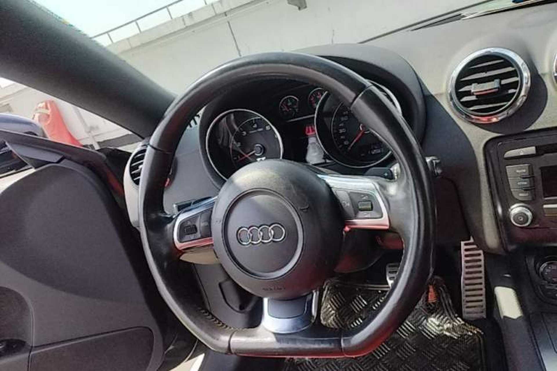 Used Audi TT 2010 TT 2.0TFSI Collector's Edition Steering Wheel