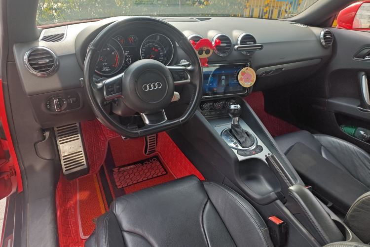 Used Audi TT 2010 TT 2.0TFSI Collector's Edition Center Console
