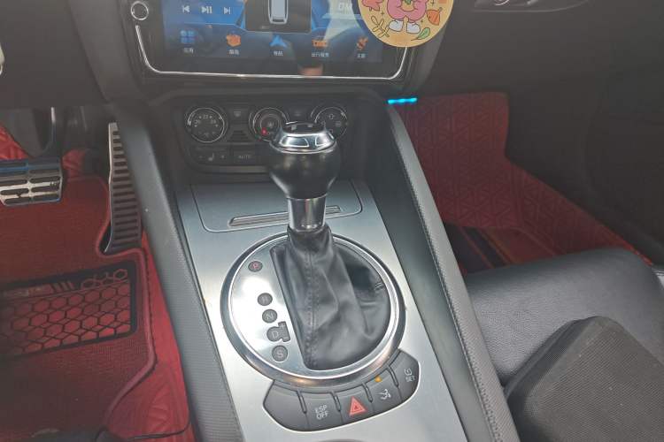Used Audi TT 2010 TT 2.0TFSI Collector's Edition Gear Lever