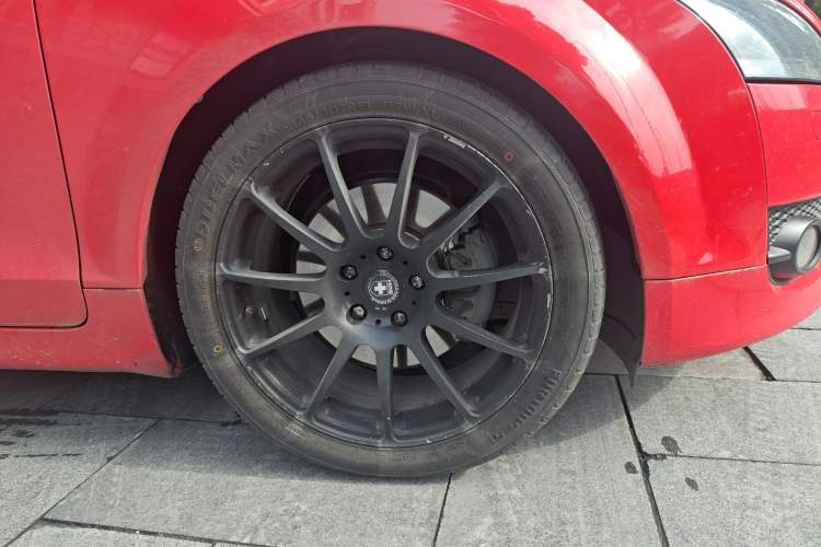 Used Audi TT 2010 TT 2.0TFSI Collector's Edition Right Front Wheel Hub