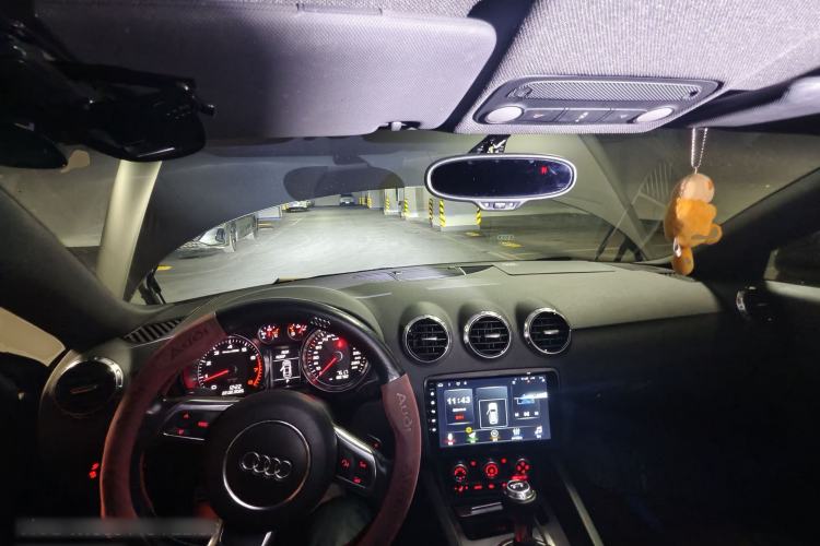Used Audi TT 2011 TT Coupe 2.0 TFSI Center Console
