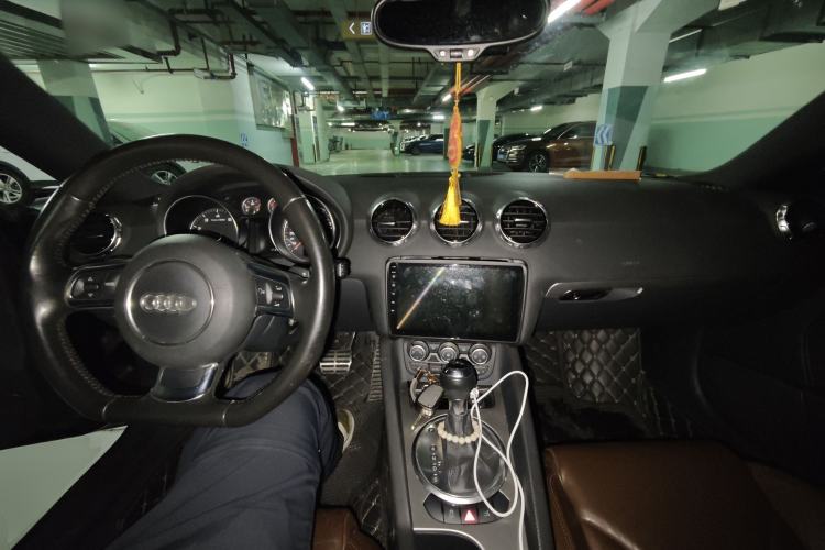Used Audi TT 2011 TT Coupe 2.0 TFSI Center Console
