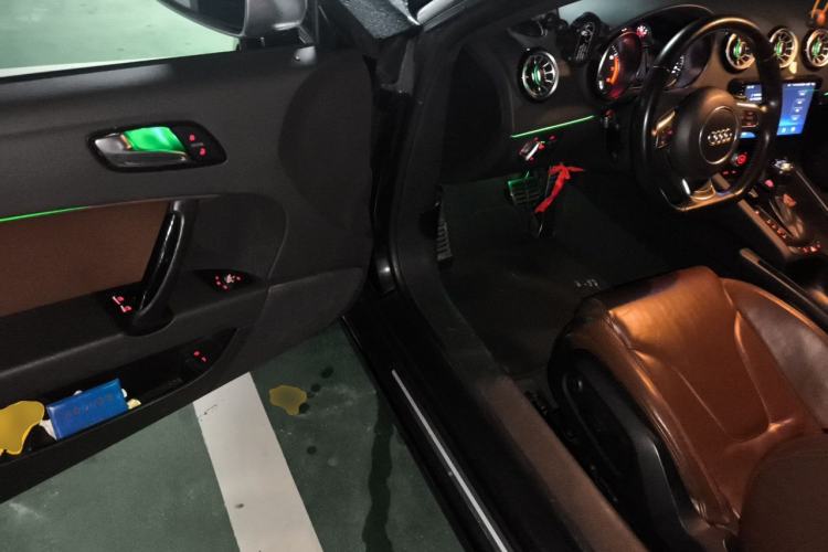 Used Audi TT 2011 TT Coupe 2.0 TFSI Driver Seat