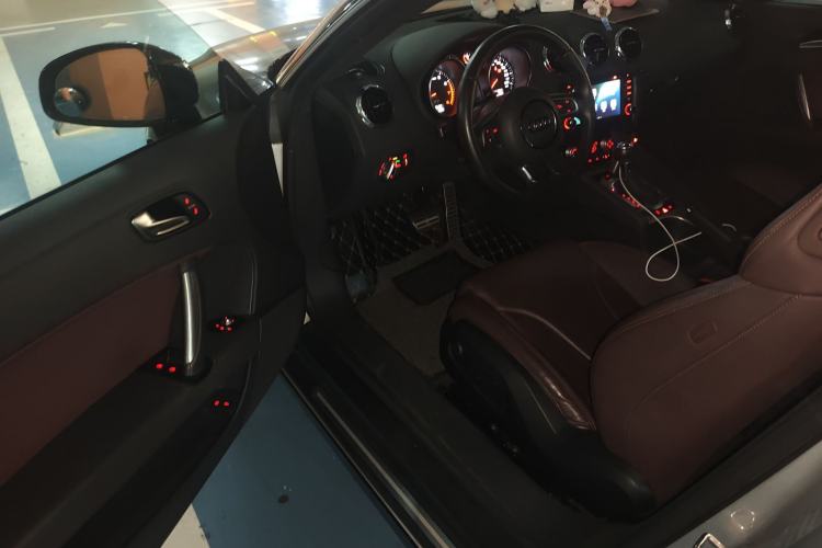 Used Audi TT 2011 TT Coupe 2.0 TFSI Driver Seat