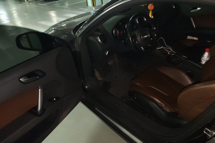Used Audi TT 2011 TT Coupe 2.0 TFSI Driver Seat
