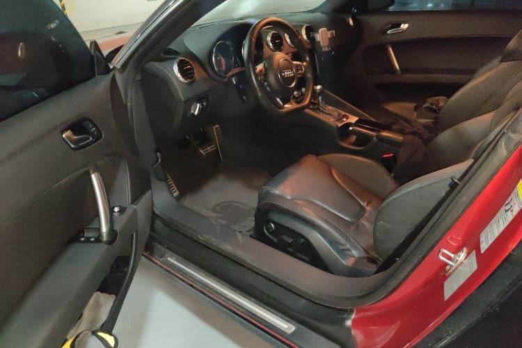 Used Audi TT 2011 TT Coupe 2.0 TFSI Driver Seat